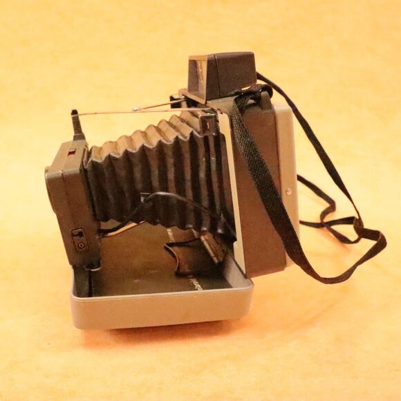 Vintage 1960's Polaroid Land Camera Automatic 103 - Picture 12 of 15